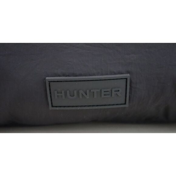 Hunter Unisex Large Black Nylon Commute Shoulder Bag w/Adjustable Webbing Strap - Picture 8 of 16